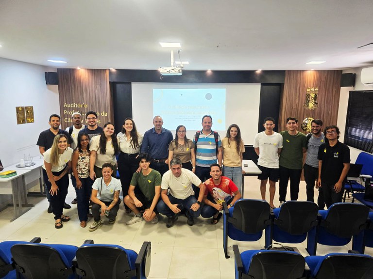 CEAR realiza palestra em alusão ao Setembro Amarelo para promover saúde mental e debater prevenção ao suicídio