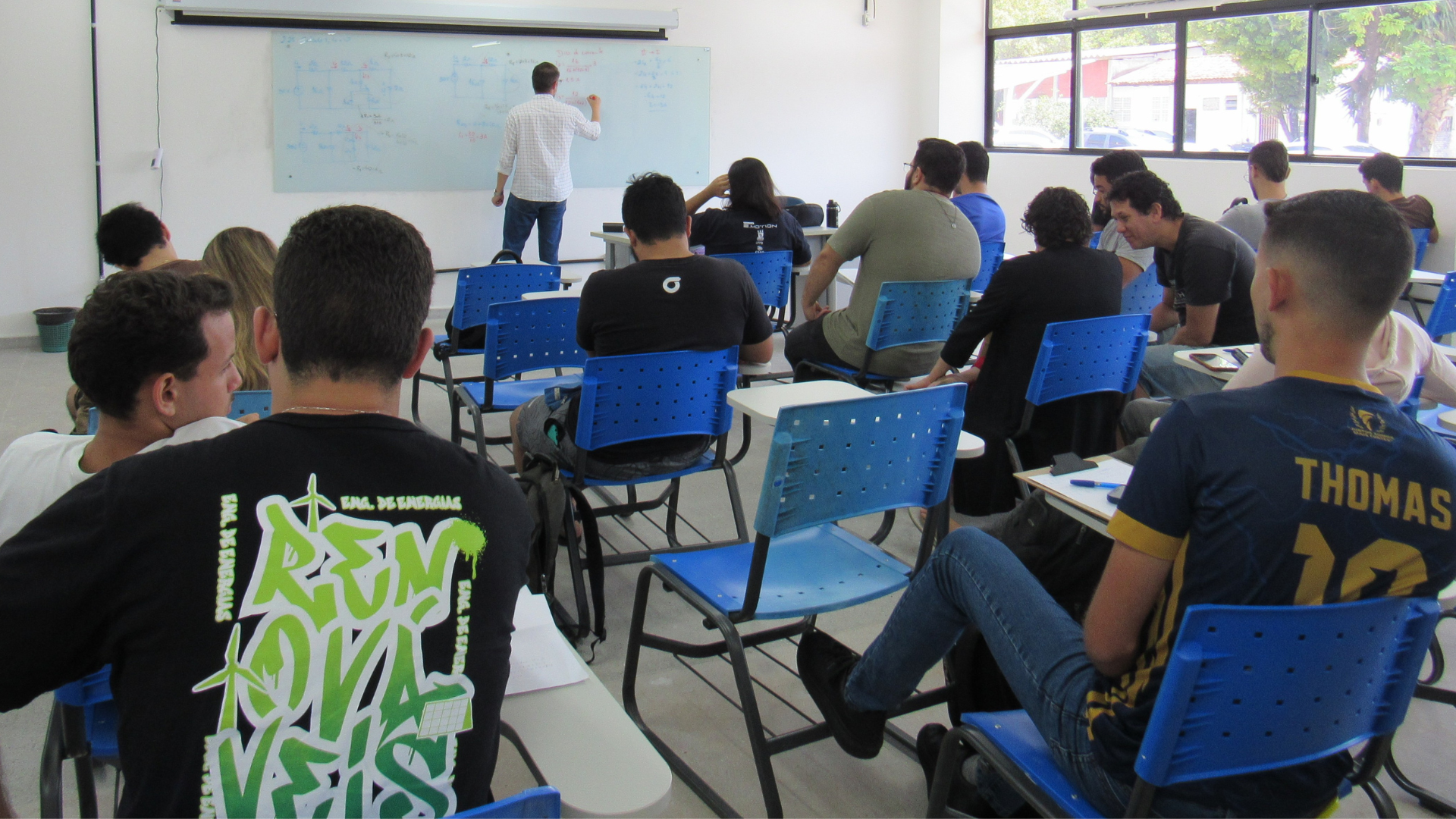 Departamento de Engenharia de Energias Renováveis do CEAR abre vaga para professor substituto Foto: Aline Lins