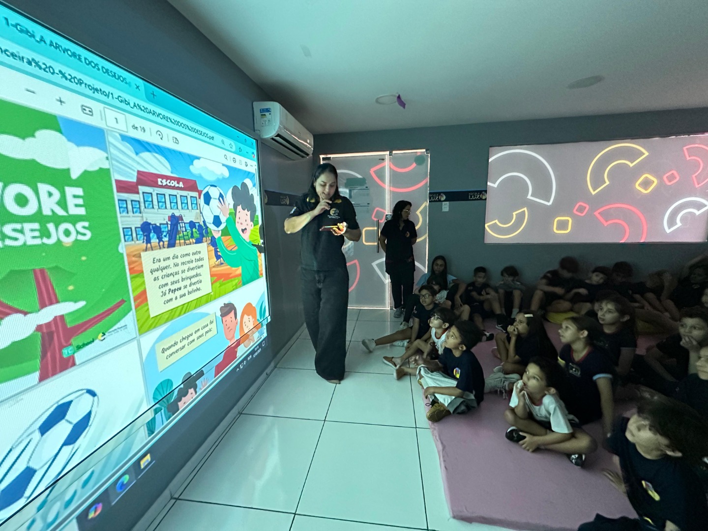 AULA ESCOLA LUZ 1