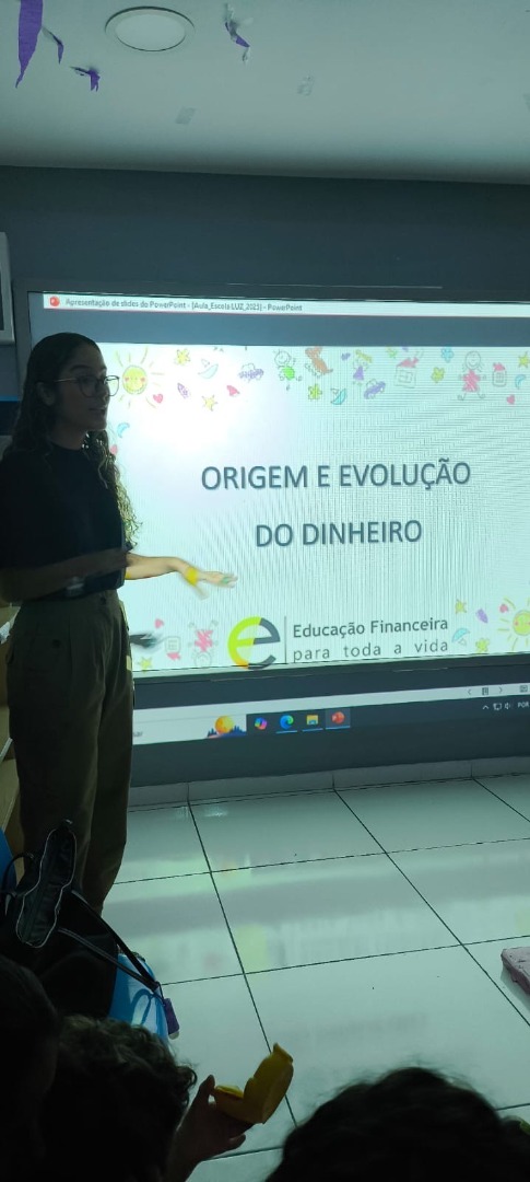 AULA ESCOLA LUZ 4