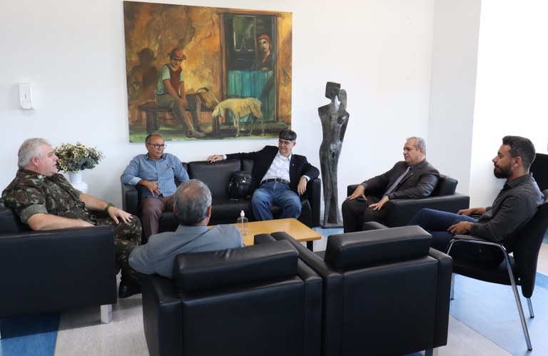 COMANDANTE DO 1º GRUPAMENTO DE ENGENHARIA REALIZA VISITA INSTITUCIONAL À UNIVERSIDADE FEDERAL DA PARAÍBA COMANDANTE DO 1º GRUPAMENTO DE ENGENHARIA REALIZA VISITA INSTITUCIONAL À UNIVERSIDADE FEDERAL DA PARAÍBA