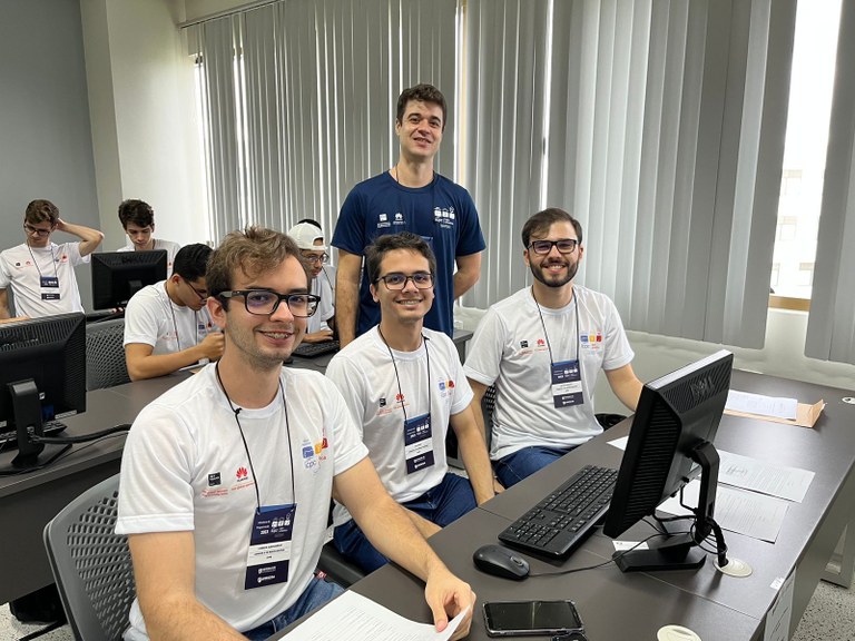 ALUNOS DA UFPB SE CLASSIFICAM PARA ETAPA NACIONAL DA MARATONA DE PROGRAMAÇÃO DA SOCIEDADE BRASILEIRA DE COMPUTAÇÃO ALUNOS DA UFPB SE CLASSIFICAM PARA ETAPA NACIONAL DA MARATONA DE PROGRAMAÇÃO DA SOCIEDADE BRASILEIRA DE COMPUTAÇÃO