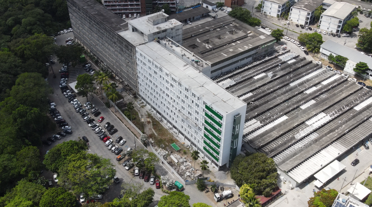 HULW-UFPB INAUGURA RAMPA PARA SAÍDA DE EMERGÊNCIA E PROMOVE ACESSIBILIDADE E SEGURANÇA AOS PACIENTES HULW-UFPB INAUGURA RAMPA PARA SAÍDA DE EMERGÊNCIA E PROMOVE ACESSIBILIDADE E SEGURANÇA AOS PACIENTES