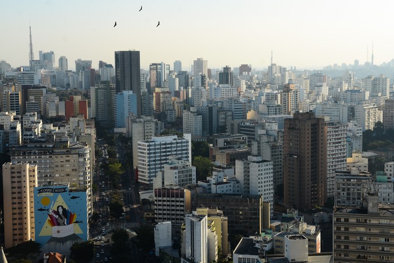 Pesquisa da UFPB constata aumento de até 6ºC em regiões metropolitanas brasileiras em virtude de ilhas de calor urbanas Pesquisa da UFPB constata aumento de até 6ºC em regiões metropolitanas brasileiras em virtude de ilhas de calor urbanas