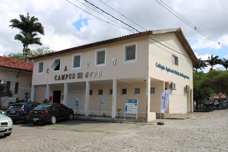 UFPB ABRE PROCESSO SELETIVO DESTINADO A ESTUDANTES DO CAVN PARA REGIME DE INTERNATO PLENO UFPB ABRE PROCESSO SELETIVO DESTINADO A ESTUDANTES DO CAVN PARA REGIME DE INTERNATO PLENO