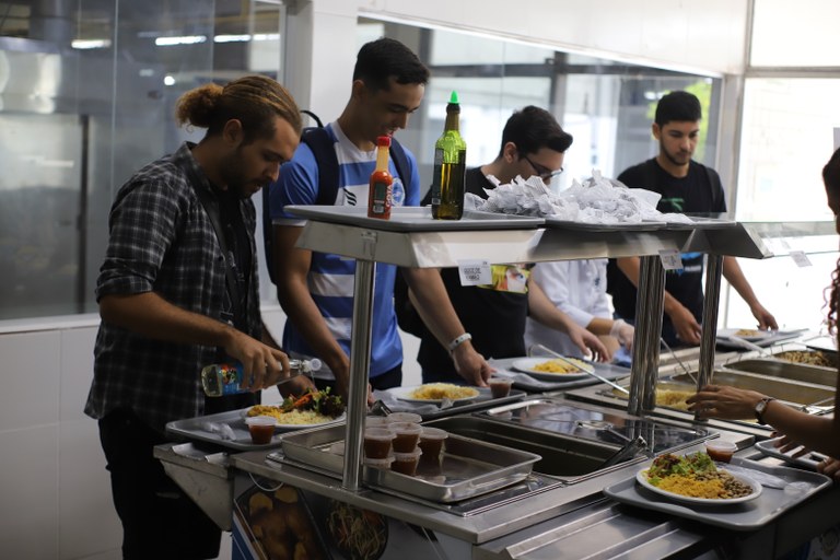 UFPB ABRE SELEÇÃO COM 50 VAGAS PARA RESTAURANTE UNIVERSITÁRIO DESTINADAS A ESTUDANTES DE PÓS-GRADUAÇÃO DO CAMPUS I UFPB ABRE SELEÇÃO COM 50 VAGAS PARA RESTAURANTE UNIVERSITÁRIO DESTINADAS A ESTUDANTES DE PÓS-GRADUAÇÃO DO CAMPUS I