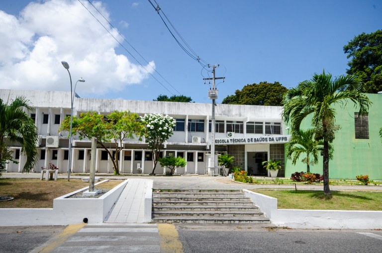 UFPB ABRE SELEÇÃO PARA CONCESSÃO DE AUXÍLIOS AOS ESTUDANTES DE CURSOS TÉCNICOS PRESENCIAIS DA ETS UFPB ABRE SELEÇÃO PARA CONCESSÃO DE AUXÍLIOS AOS ESTUDANTES DE CURSOS TÉCNICOS PRESENCIAIS DA ETS