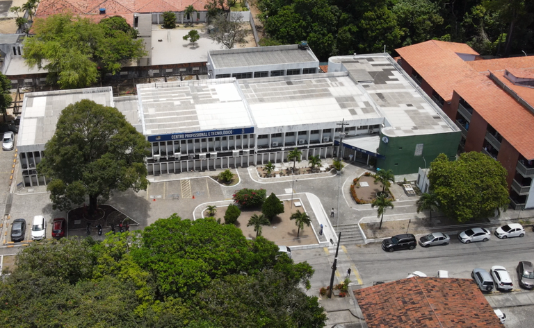 UFPB FAZ SELEÇÃO DE SERVIDORES DA INSTITUIÇÃO E MEMBROS EXTERNOS PARA ATUAREM COMO BOLSISTAS DO PROGRAMA BOLSA-FORMAÇÃO EJA-EPT UFPB FAZ SELEÇÃO DE SERVIDORES DA INSTITUIÇÃO E MEMBROS EXTERNOS PARA ATUAREM COMO BOLSISTAS DO PROGRAMA BOLSA-FORMAÇÃO EJA-EPT