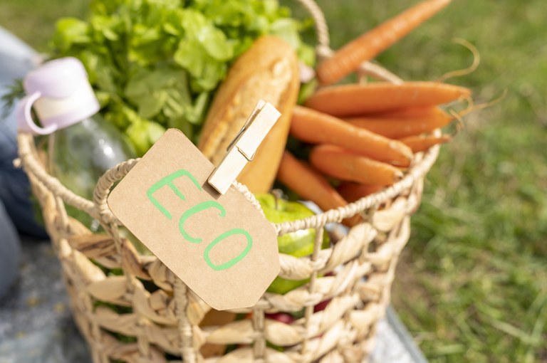 UFPB REALIZA PALESTRA SOBRE SUSTENTABILIDADE DE SISTEMAS ALIMENTARES COM PESQUISADOR DE UNIVERSIDADE BELGA UFPB REALIZA PALESTRA SOBRE SUSTENTABILIDADE DE SISTEMAS ALIMENTARES COM PESQUISADOR DE UNIVERSIDADE BELGA