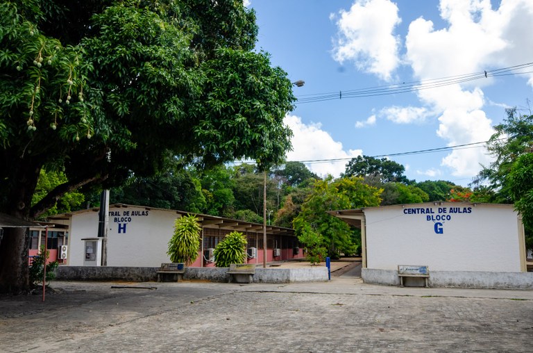 UFPB SUSPENDE ATIVIDADES ACADÊMICAS NA CENTRAL DE AULAS, NO CAMPUS I, E NA UNIDADE DE MAMANGUAPE, EM RAZÃO DE ELEIÇÕES UFPB SUSPENDE ATIVIDADES ACADÊMICAS NA CENTRAL DE AULAS, NO CAMPUS I, E NA UNIDADE DE MAMANGUAPE, EM RAZÃO DE ELEIÇÕES